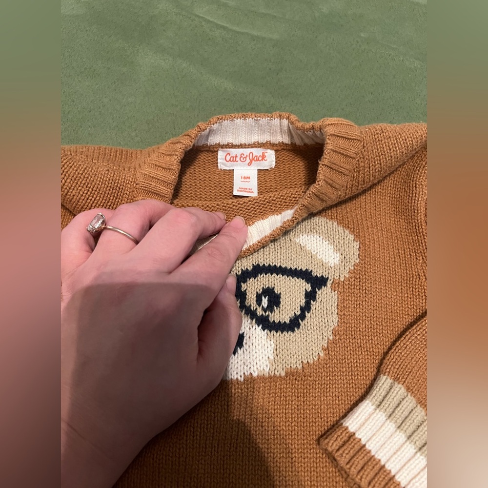 Cat & Jack Bear Sweater 18 months - Picture 3 of 3